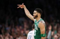 足球直播平台-凯尔特人绝杀鹈鹕，塔图姆爆发神勇的简单介绍