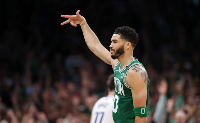 凯尔特人绝杀鹈鹕，塔图姆爆发神勇的简单介绍