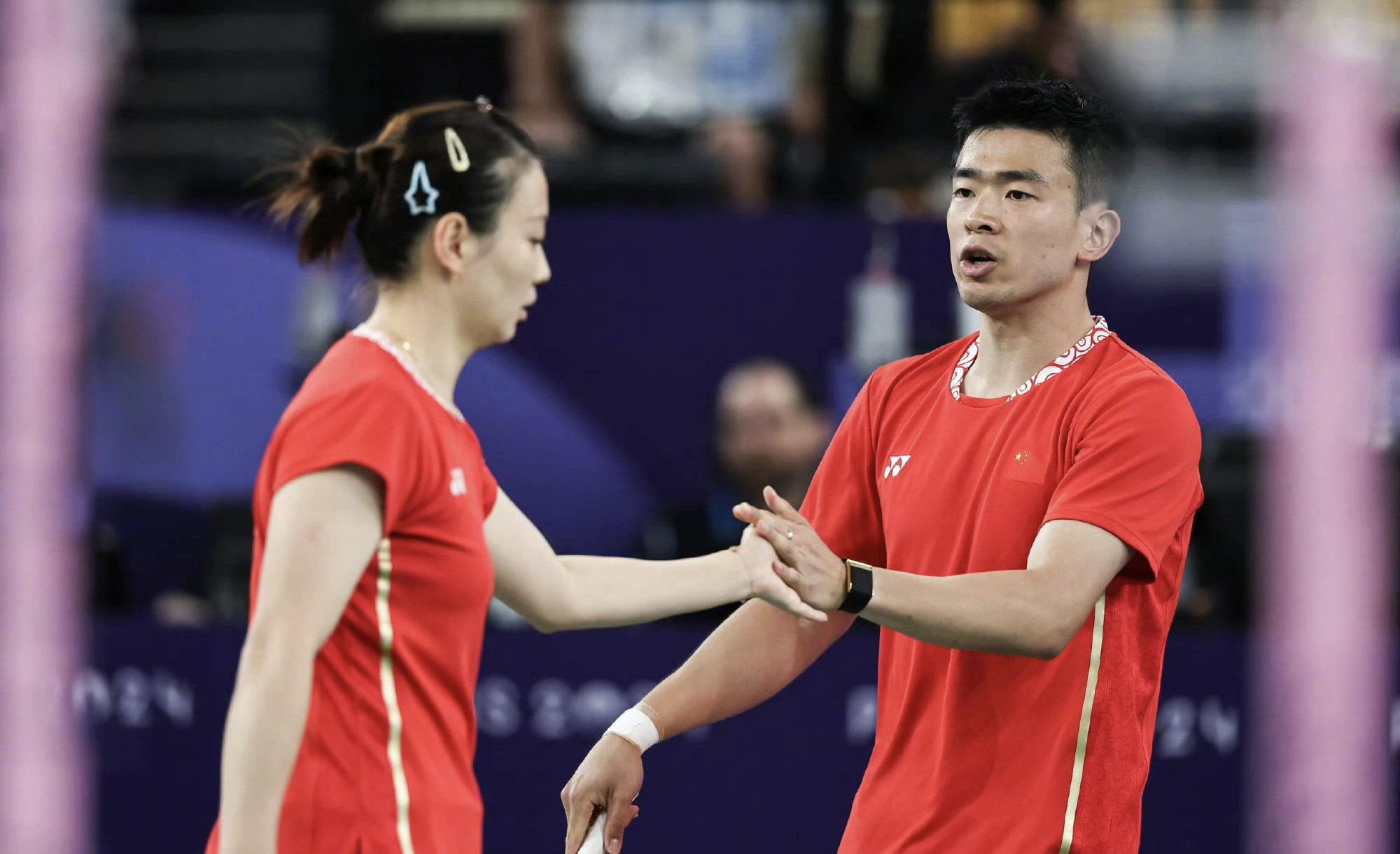 中国队碾压韩国队，郑思维点燃赛场的简单介绍